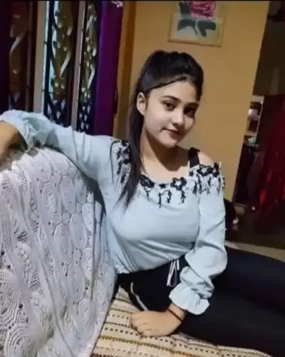 Call Girls Service in Shalimarbagh