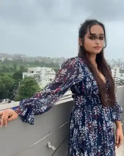 Shalimarbagh Escorts
